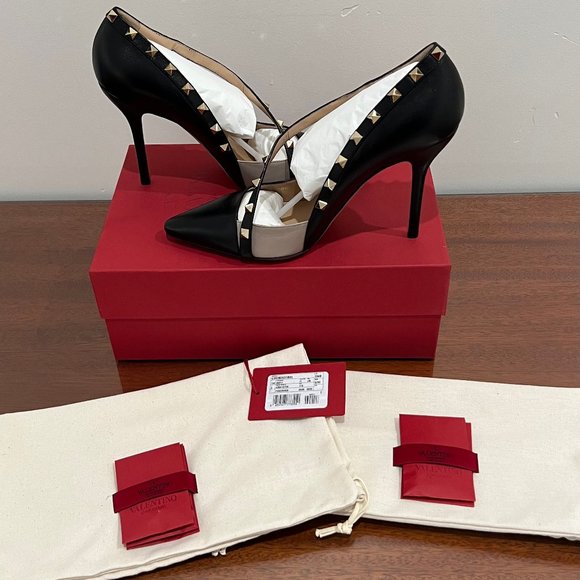 NIB Valentino Garavani Rockstud Leather d'Orsay Pumps - Picture 10 of 11